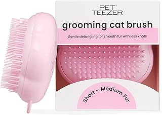 Pet Teezer by Tangle Teezer Cat Brush, De-Shedding Cat Hair Brush for a Gentle, Soothing Groom & Short to Medium Length Fur, Millennial Pink